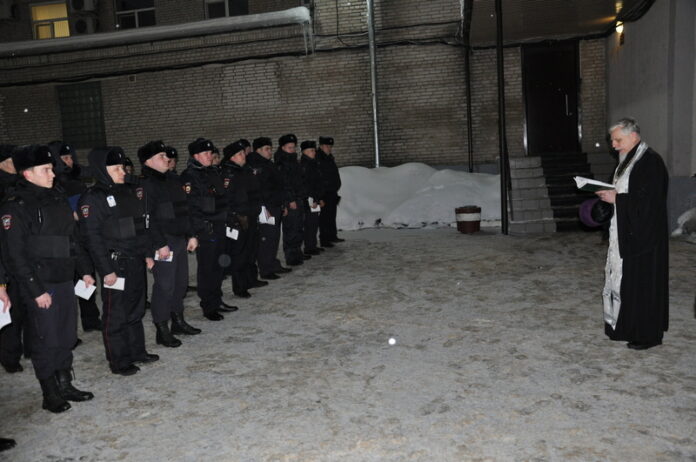 Общественник в Подольске принял участие в инструктаже нарядов комплексных сил полиции Общественник в Подольске принял участие в инструктаже нарядов комплексных сил полиции