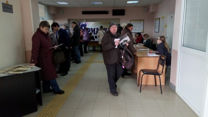 В Подольске ярмарку вакансий для пенсионеров и людей с ОВЗ посетили более 350 человек В Подольске ярмарку вакансий для пенсионеров и людей с ОВЗ посетили более 350 человек