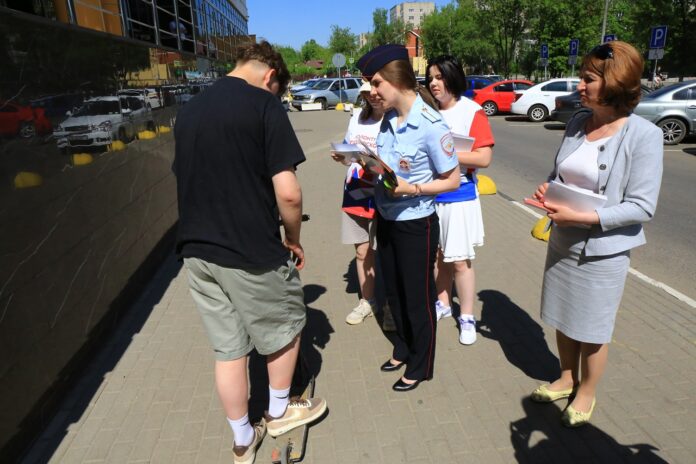 Вблизи торговых центров г.о. Подольск прошла акция: «Безопасная мобильность» Вблизи торговых центров г.о. Подольск прошла акция: «Безопасная мобильность»