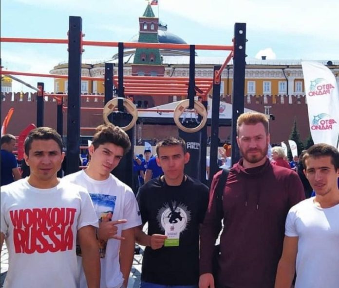 Подольские воркаутеры выступили на Красной площади Подольские воркаутеры выступили на Красной площади