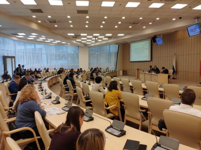 Сотрудник  администрации горокруга Подольск примет участие в публичных обсуждениях в Доме Правительства МО Сотрудник  администрации горокруга Подольск примет участие в публичных обсуждениях в Доме Правительства МО