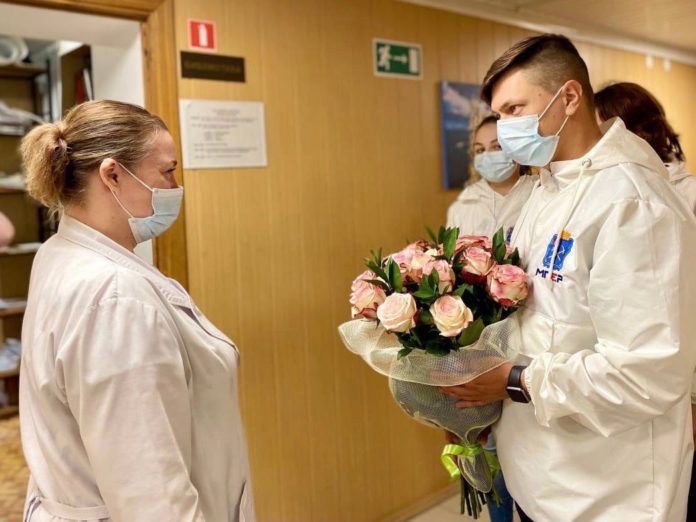 Активисты подольского отделения Молодой Гвардии посетили Климовский дом-интернат