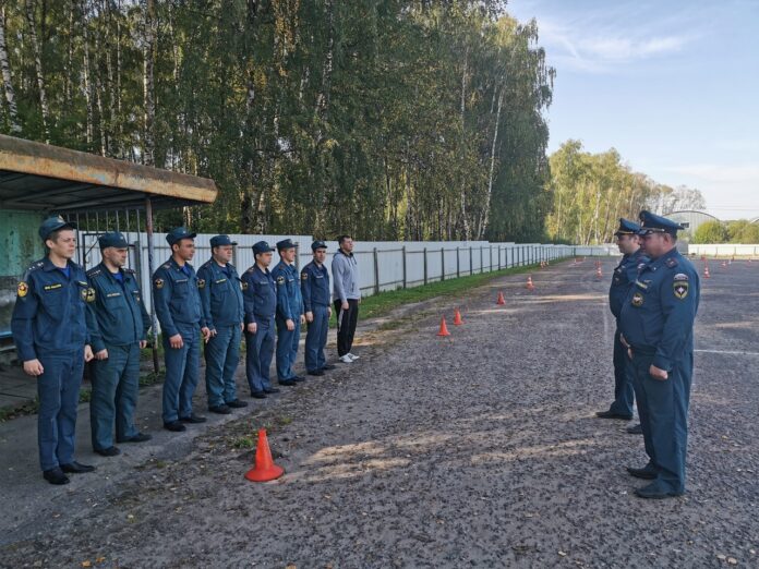 В Подольске провели смотр-конкурс на звание лучшего водителя по скоростному маневрированию среди пожарно-спасательных частей