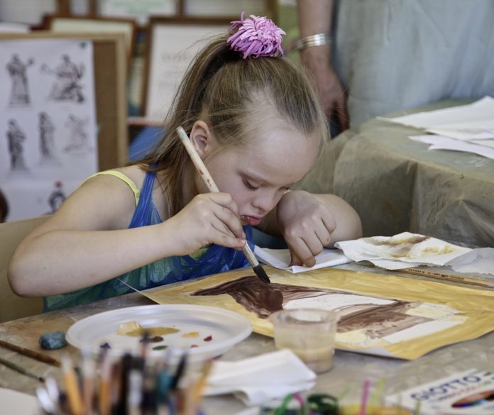 Юных подольчан с ограниченными возможностями здоровья приглашают принять участие в конкурсе детских рисунков «Я... Юных подольчан с ограниченными возможностями здоровья приглашают принять участие в конкурсе детских рисунков «Я...