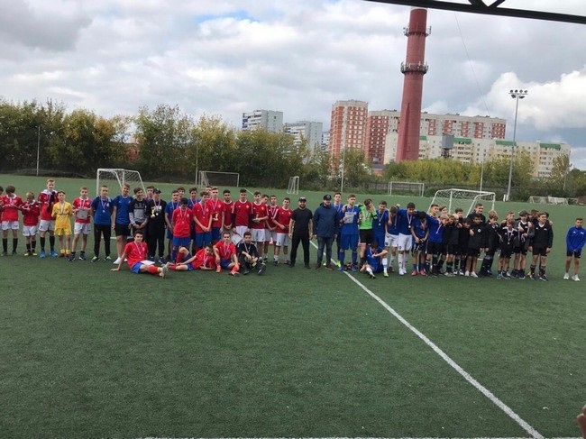 Уличные «красавы» Уличные «красавы»