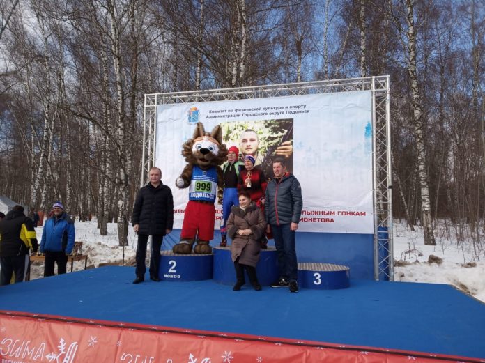 С разбегом в 80 лет: в Подольске прошли открытые XX соревнования по лыжным гонкам