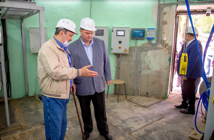 Николай Пестов проверил работы по устранению ветхих очистных сооружений Климовска