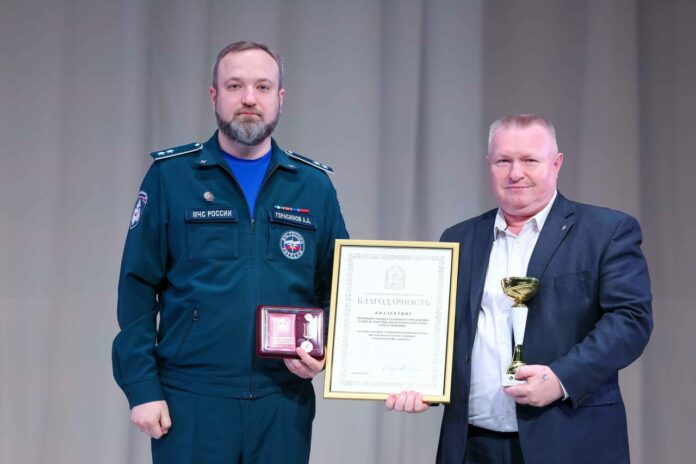 Сотрудники Системы-112 принимают поздравления Сотрудники Системы-112 принимают поздравления