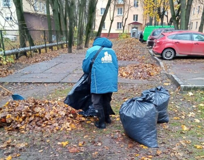 260 дворников «УК Подольск» убирают улицы 260 дворников «УК Подольск» убирают улицы