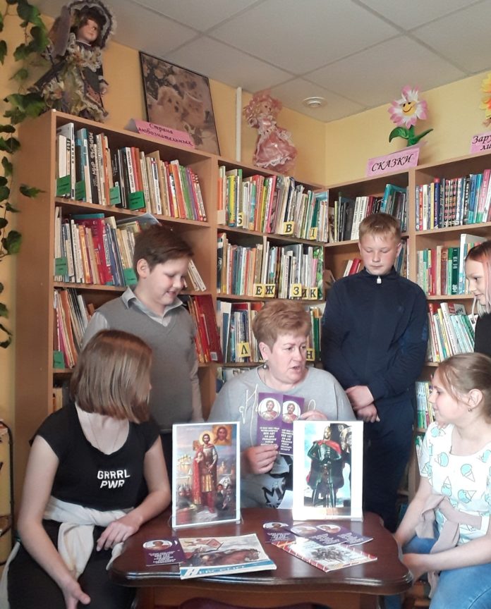 В подольской библиотеке №19 состоялся исторический час, посвященный 800-летию со дня рождения Александра Невского