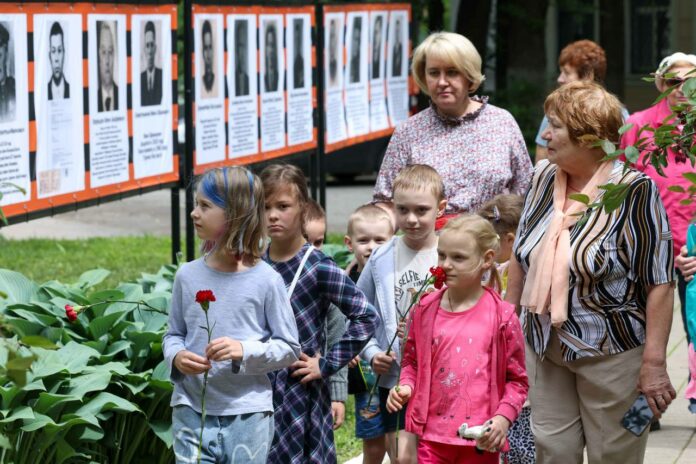 В посёлке радиоцентра «Романцево» появился мемориальный комплекс В посёлке радиоцентра «Романцево» появился мемориальный комплекс