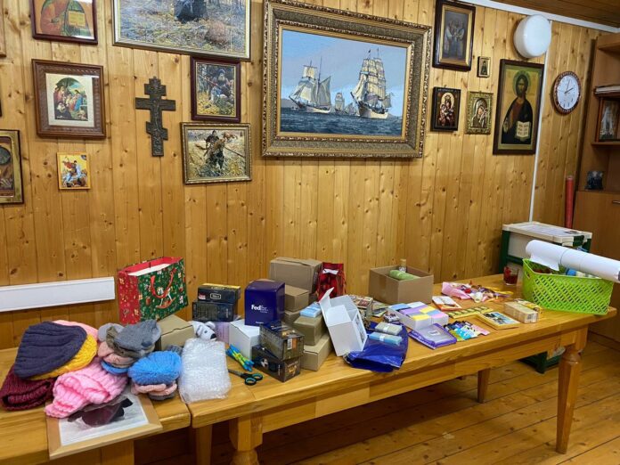 Волонтеры Благовещенского храма посетили Климовский дом интернат