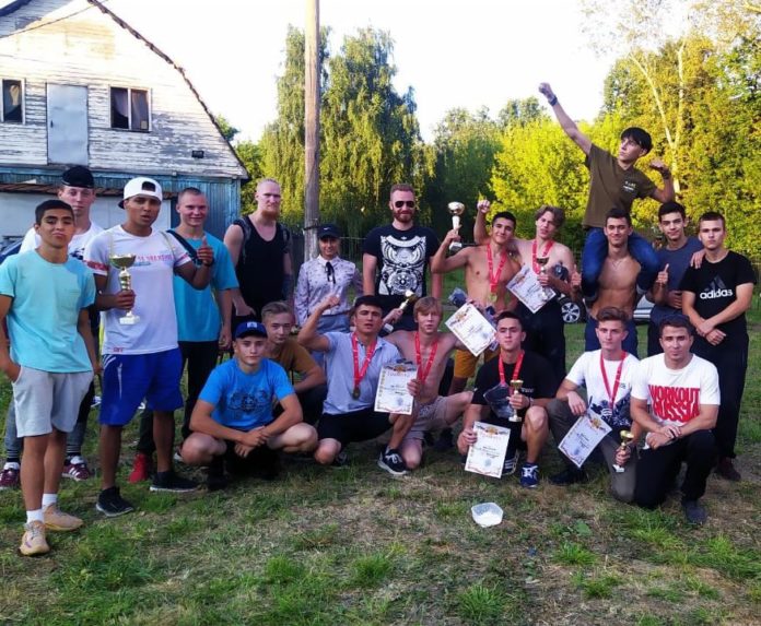 В микрорайоне Северный появилась новая площадка для тренировок и соревнований по воздушно-силовой атлетике В микрорайоне Северный появилась новая площадка для тренировок и соревнований по воздушно-силовой атлетике