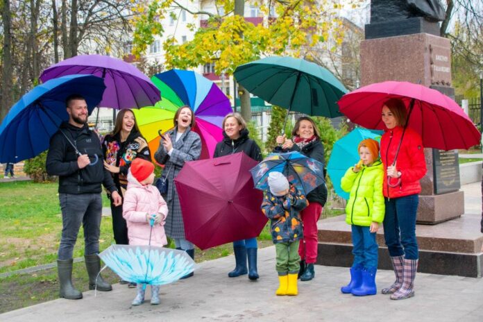 Подольские парки стали участниками областного фестиваля “Поющие под дождем”