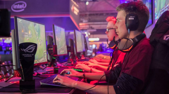 Жители Подольска могут принять участие в фестивале киберспорта