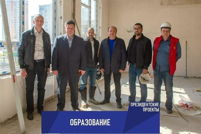 Глава округа Николай Пестов проконтролировал строительство школ Глава округа Николай Пестов проконтролировал строительство школ