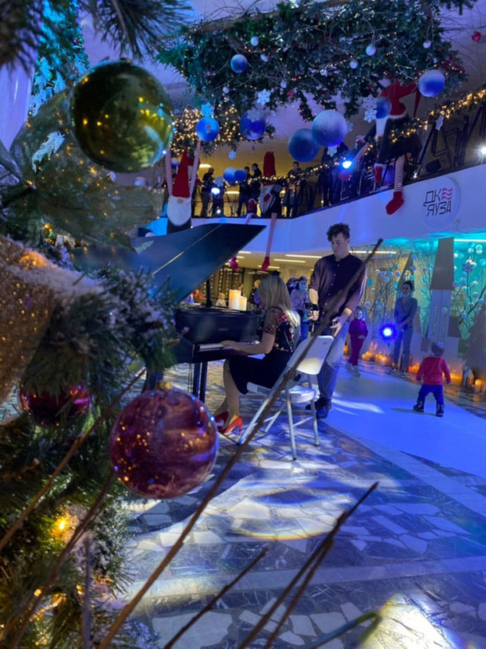 Дома культуры Московской области готовятся к новогодним праздникам Дома культуры Московской области готовятся к новогодним праздникам