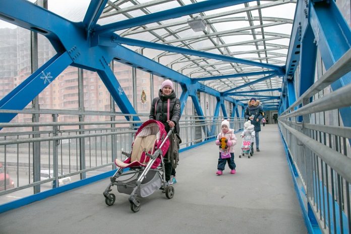 Надземный пешеходный переход на Старосимферопольском шоссе в Подольске открыт