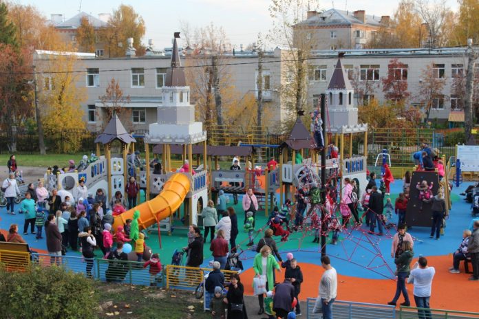 Десять детских игровых площадок установят по результатам народного голосования в муниципалитете
