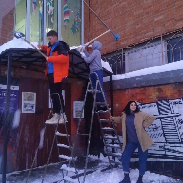 Волонтеры МЦ “Максимум” приходят на помощь