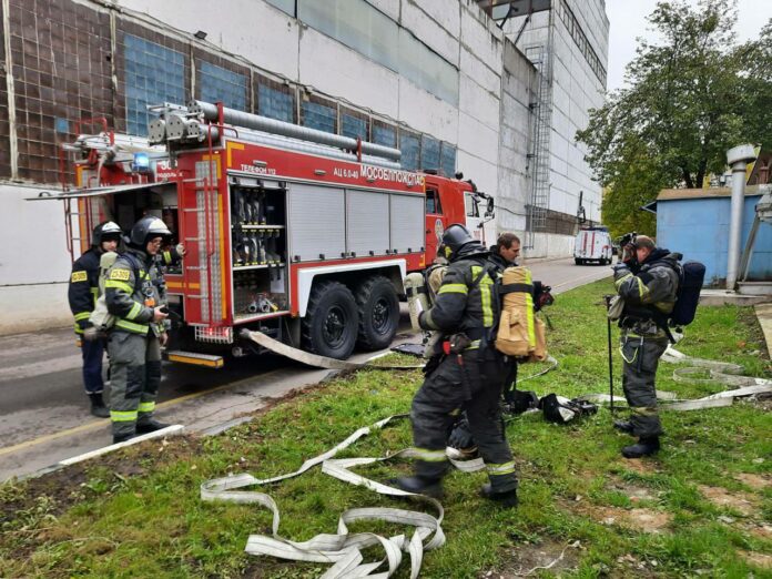 Спасатели провели пожарно-тактические учения на территории «ЗиО-Подольск» Спасатели провели пожарно-тактические учения на территории «ЗиО-Подольск»