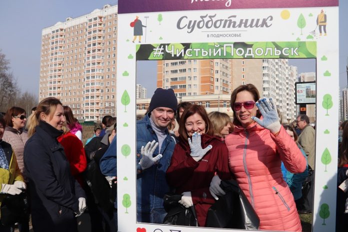 #Вместелучше: в общеобластном субботнике в Кузнечиках приняли участие более 250 человек