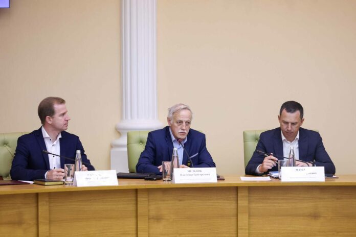 Подготовку округа к отопительному сезону обсудили на межмуниципальном совещании