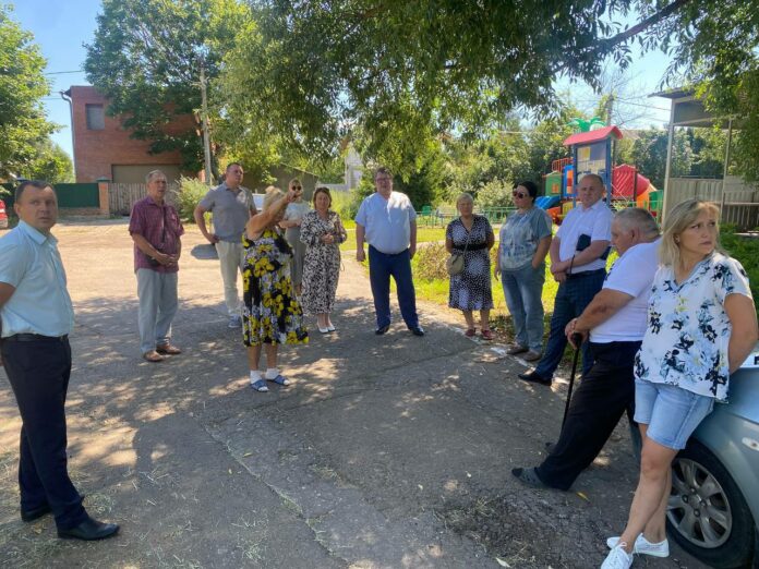 Мониторинг содержания территории микрорайона Ивановского и деревни Дмитрово провели в Подольске