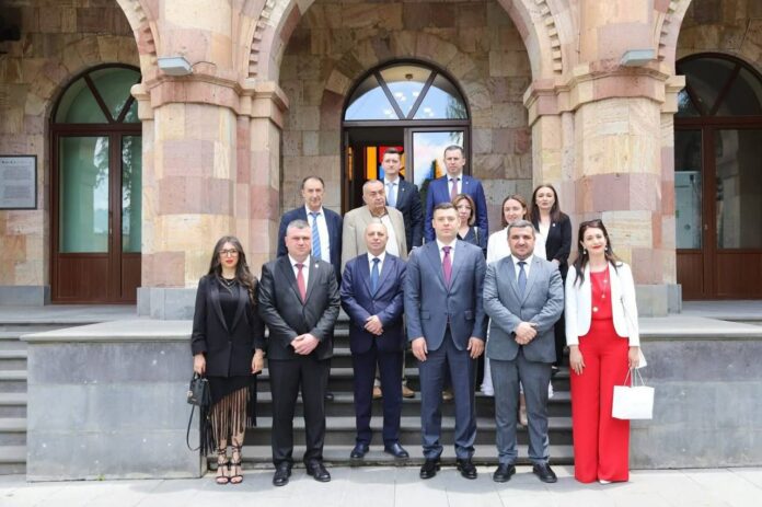 Подольская делегация посетила город-побратим Ванадзор в Армении Подольская делегация посетила город-побратим Ванадзор в Армении