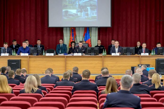 В УМВД России по городскому округу Подольск подвели итоги работы за первые три месяца... В УМВД России по городскому округу Подольск подвели итоги работы за первые три месяца...