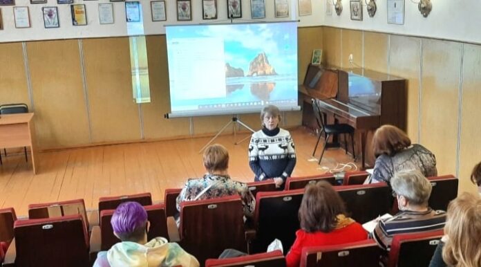 Для преподавателей музыки и ИЗО в Климовске стартовали курсы по специальности “Ограниченные возможности здоровья” Для преподавателей музыки и ИЗО в Климовске стартовали курсы по специальности “Ограниченные возможности здоровья”