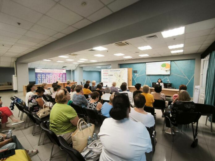 Об основах здорового питания рассказали подольским «долголетам» на обучающем семинаре