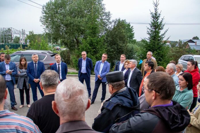 Выездная администрация Подольска отработала в деревне Кутьино  Выездная администрация Подольска отработала в деревне Кутьино