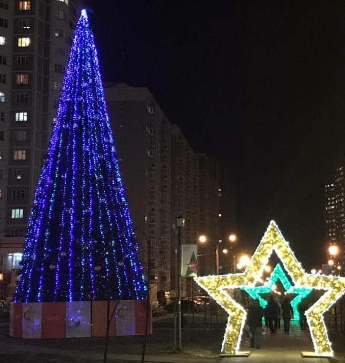 Городской округ Подольск украшают к Новому году