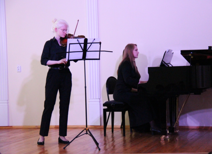 В Культурно-просветительском центре “Дубровицы” состоялся концерт в рамках цикла «Эта прекрасная классика» В Культурно-просветительском центре “Дубровицы” состоялся концерт в рамках цикла «Эта прекрасная классика»