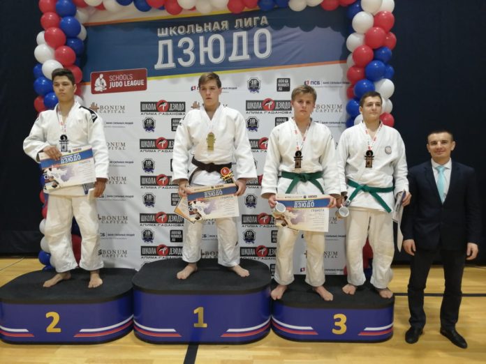 Подольские спортсмены завоевали награды на турнире «Школьная лига дзюдо»