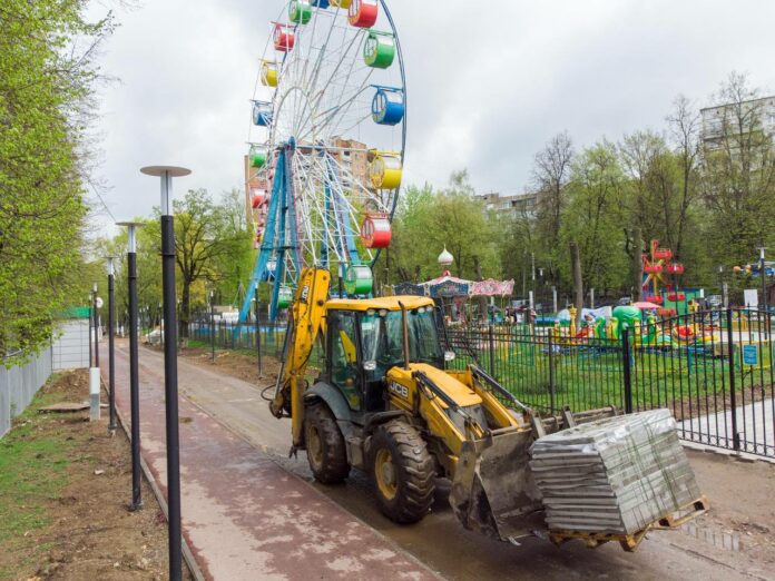 Реконструкция центрального парка Подольска подходит к финалу Реконструкция центрального парка Подольска подходит к финалу