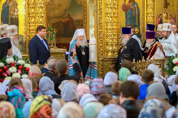 Праздничные торжества в Подольске в честь Дня города начались с богослужения в Троицком соборе Праздничные торжества в Подольске в честь Дня города начались с богослужения в Троицком соборе