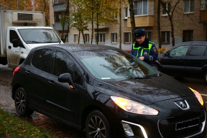 Профилактический рейд «Ремень безопасности» прошел на улицах Большого Подольска Профилактический рейд «Ремень безопасности» прошел на улицах Большого Подольска