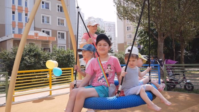 Состоялось торжественное открытие четырех детских игровых площадок, установленных по Губернаторской программе Состоялось торжественное открытие четырех детских игровых площадок, установленных по Губернаторской программе