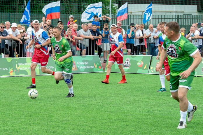 Матч со звездами российского футбола в Подольске завершился со счетом 8:6 в пользу гостей Матч со звездами российского футбола в Подольске завершился со счетом 8:6 в пользу гостей