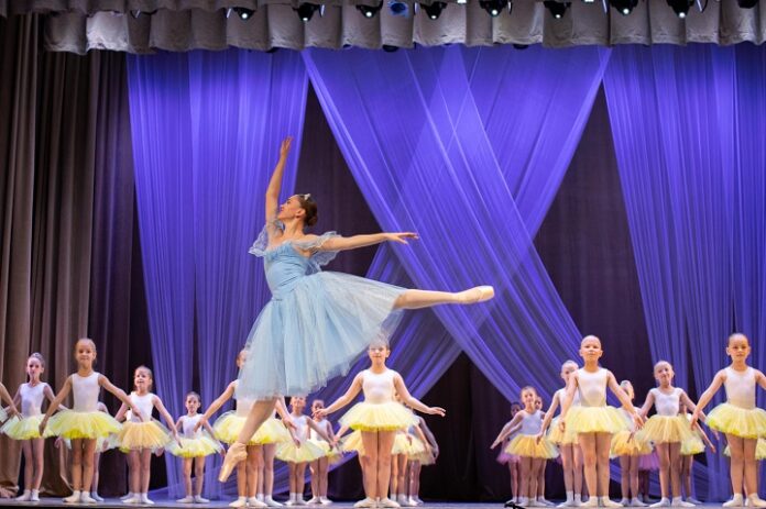 Посвященные в студийцы