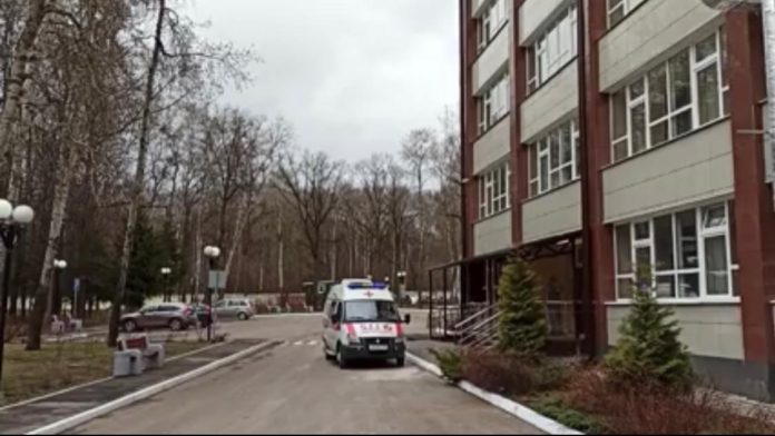 Первого пациента приняла 17 апреля новая больница в деревне Бородино