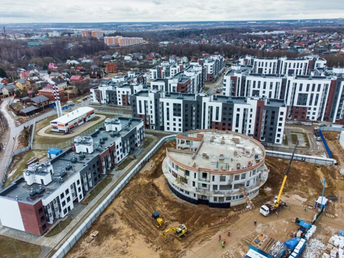 Глава Подольска Дмитрий Жариков проверил ход строительства детского сада в  ЖК «Новая Щербинка» Глава Подольска Дмитрий Жариков проверил ход строительства детского сада в  ЖК «Новая Щербинка»