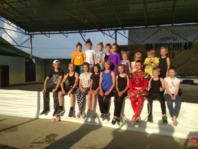 «Арлекины» привезли с гастролей награды