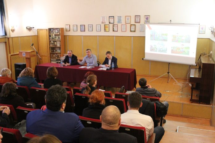 Встреча с жителями по вопросам благоустройства состоялась в микрорайоне Климовск Городского округа Подольск