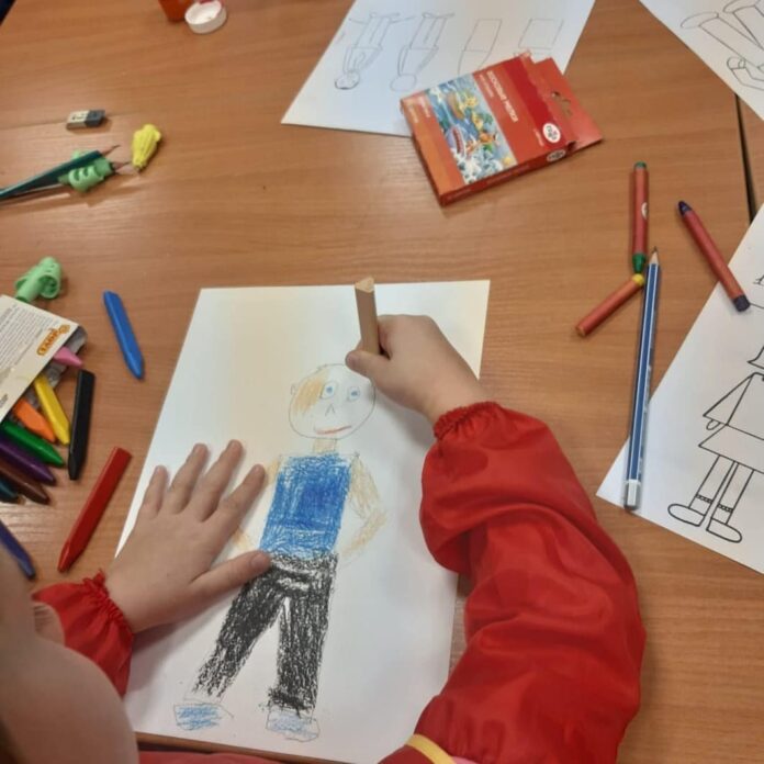 Творческая встреча “Радужный мир”, посвященная Дню отца прошла в МЦ “Максимум”