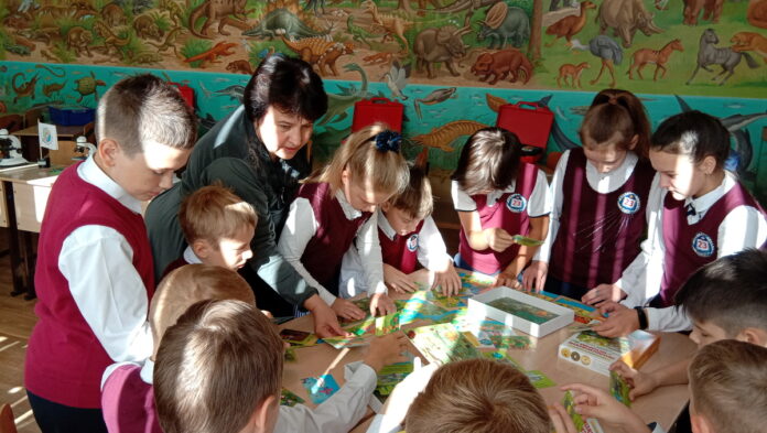 В лицее № 23 открыты кружки по программе дополнительного образования детей «Путешествие в мир...