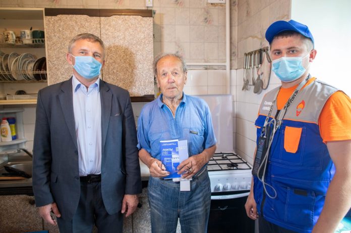 В рамках акции «Газовая безопасность» труженику тыла из Подольска заменили газовое оборудование В рамках акции «Газовая безопасность» труженику тыла из Подольска заменили газовое оборудование