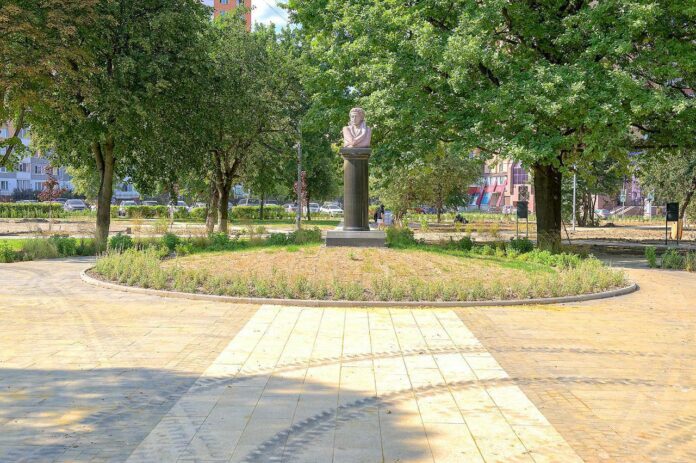 В Подольске обновляют сквер имени А. С. Пушкина